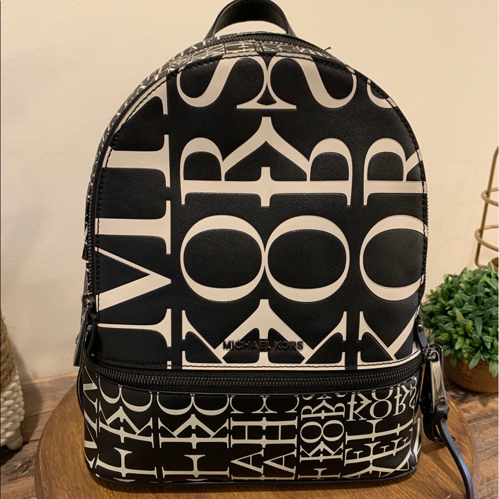 Michael Kors Rhea Zip Backpack